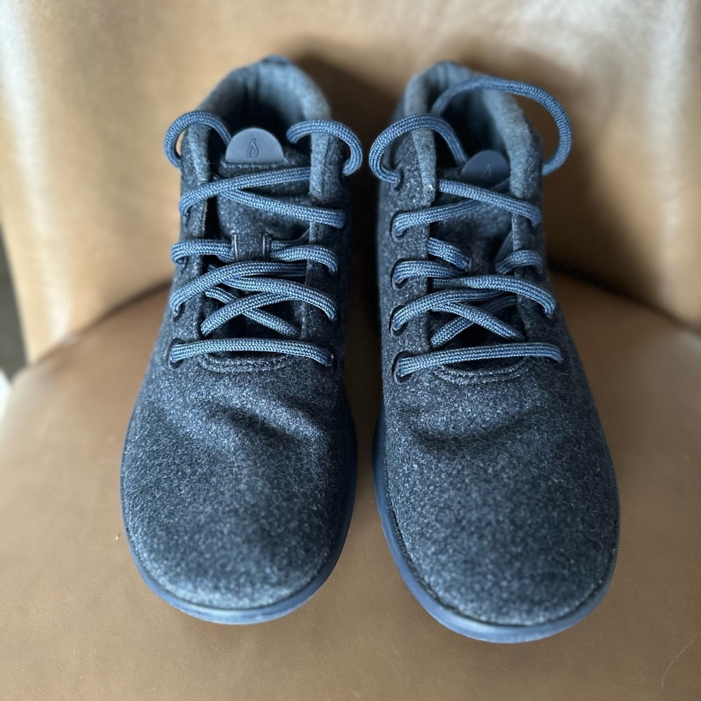 Allbirds Wool Runner-up Mizzle in Savanna Night - Picture 4 of 6